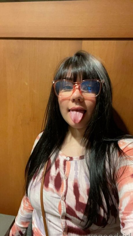 アラブ人妻オンリーファンズ アダルト 画像