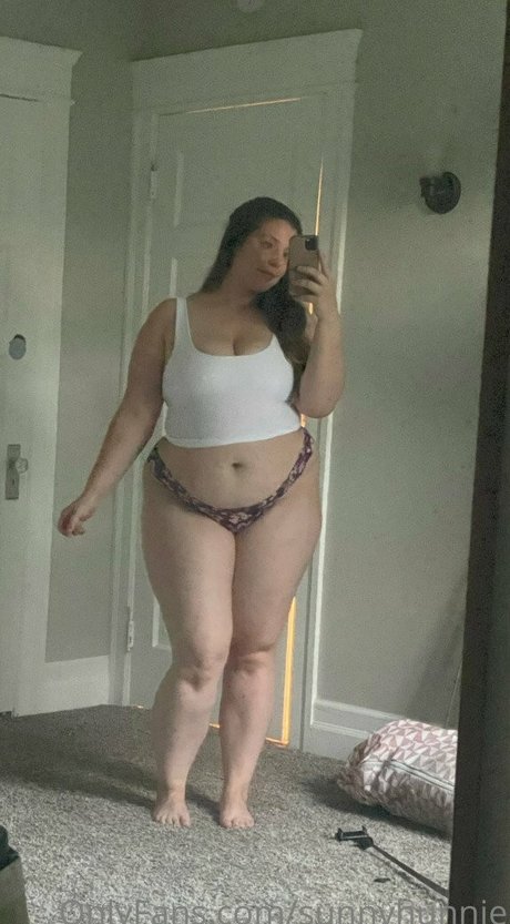 Sunnyhunnie セックスモデル 写真