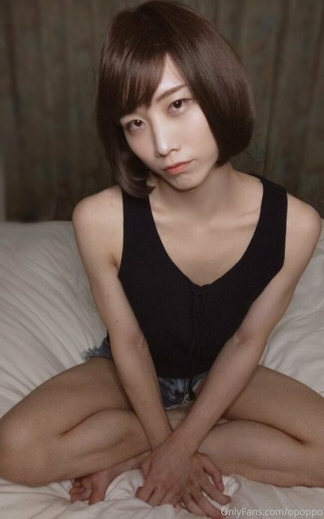 opoppo 完璧なポルノスター ギャラリー
