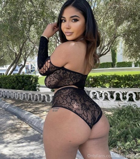 イギリスのおばあちゃんオンリーファンズ えろた ギャラリー