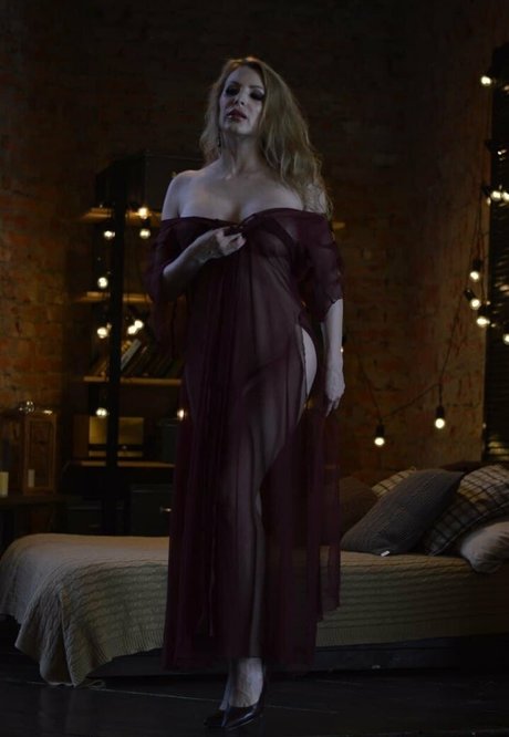 sexy mom 69 ヌード女優 写真