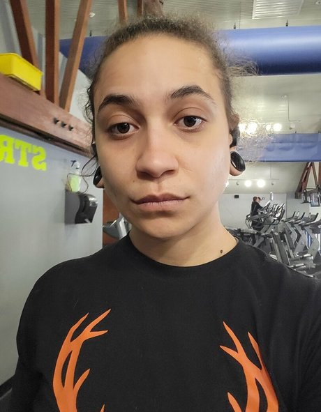 Emm Loomis アート女優 写真