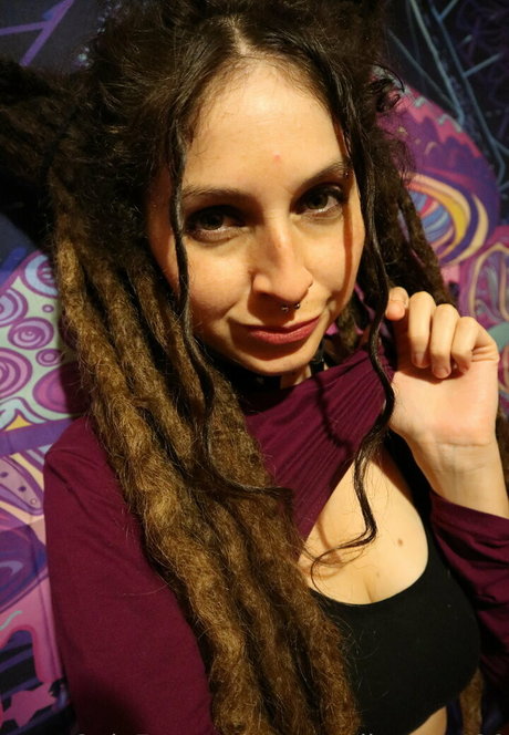 queenlioness420 エロティックモデル 写真