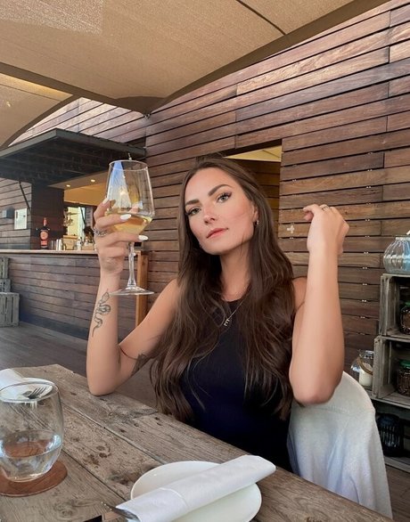 Elenacaro xxx女優 アーカイブ