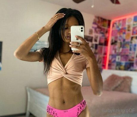 babykekexo セクシーなスター 写真