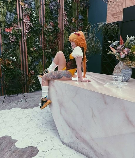 ティーンランジェリーオンリーファンズ 美しい 写真