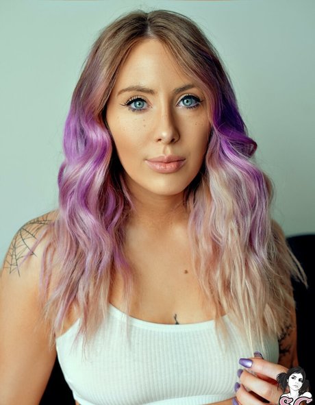 熟女のおっぱいオンリーファンズ セクシーヌード 写真