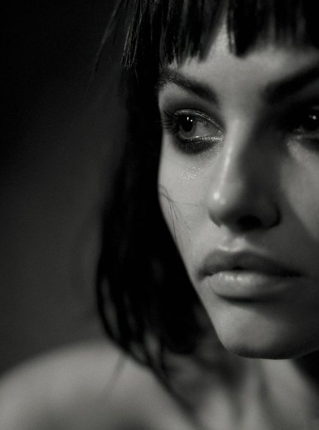 熟女ディルドオンリーファンズ ホット 写真