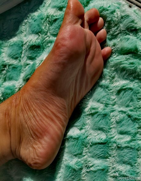 尖ったおっぱいオンリーファンズ xxx 画像