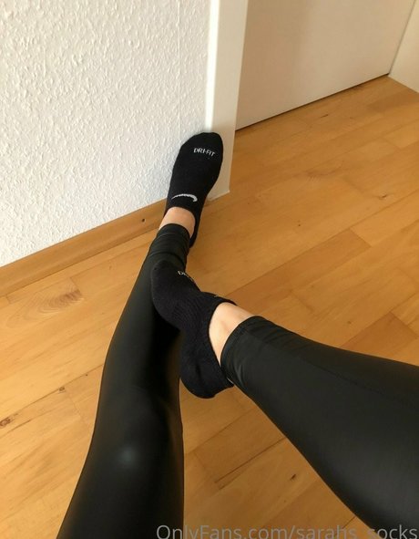 Sarahs fetish world 女優 画像