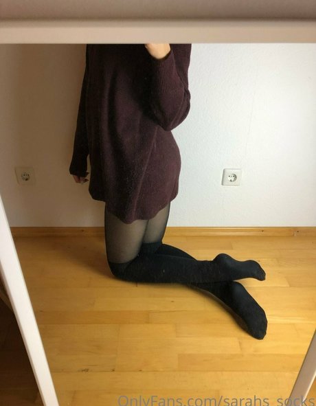 指マン 潮吹き オンリーファンズ エロ 写真