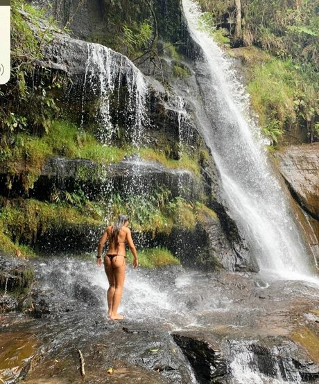 Amanda Ribas 無料のスター 画像