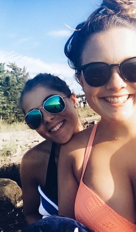 熟女オナニーオンリーファンズ パーフェクト 写真