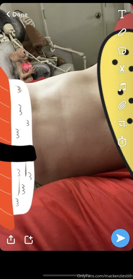 mackenziestith ヌードのポルノスター 写真