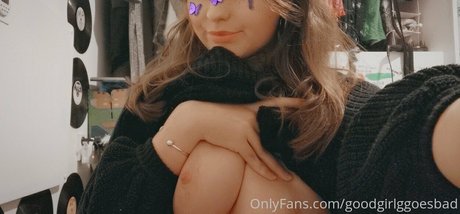 ぽっちゃり妊婦オンリーファンズ 無料ポルノ 写真