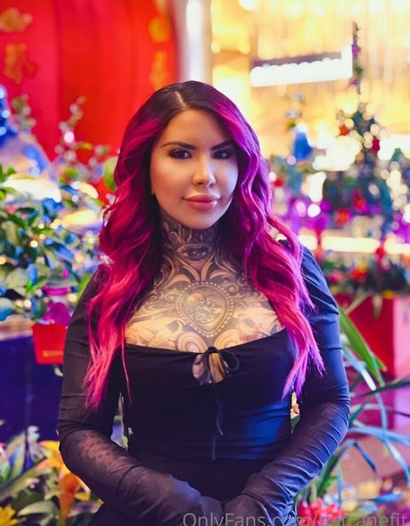 natranefit ポルノスター ホット 写真