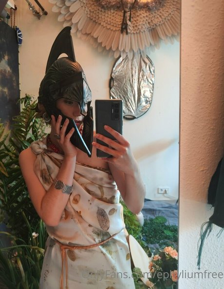 ephyliumfree ポルノスター ヌード ギャラリー