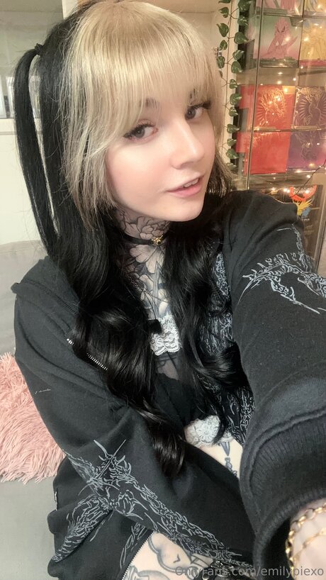 emilypiexo セクシーなスター アーカイブ