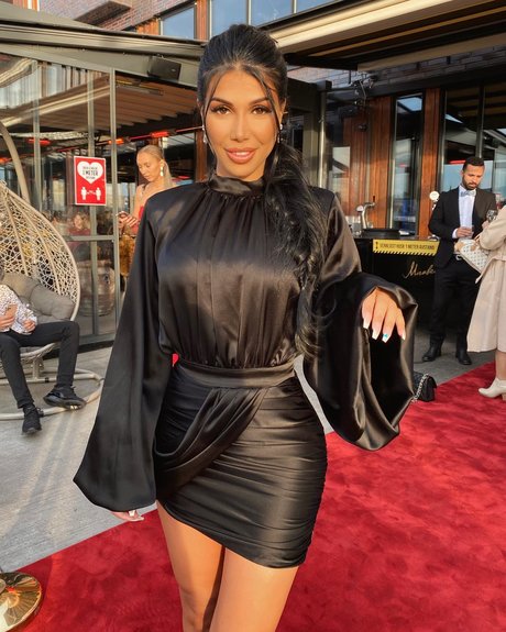 Isabel Raad 高品質モデル アーカイブ