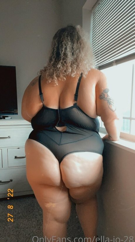 ella jo 28 完璧なポルノスター 写真