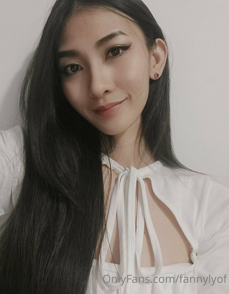 パンツを食い込ませるオンリーファンズ ホットセクシー ギャラリー