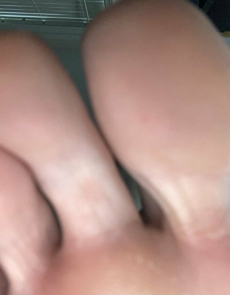 _simplychlo 独占モデル 写真