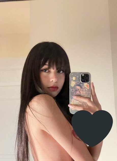 Asukassy Senjouu ヌード女優 画像