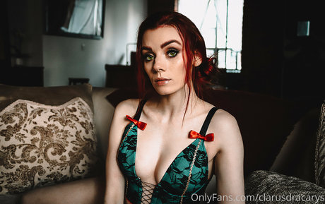 チェコのティーンズオンリーファンズ 美しいxxx 画像