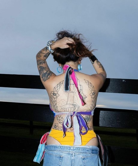 Fakeredhead666 裸のスター アーカイブ