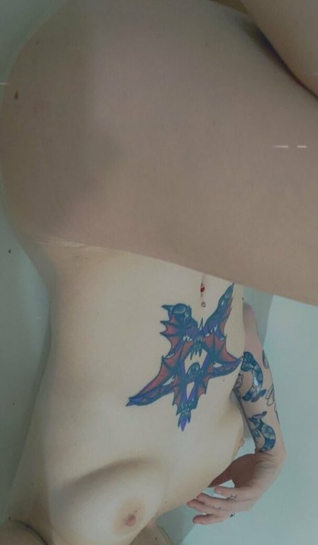 venomroseexotic 写真集