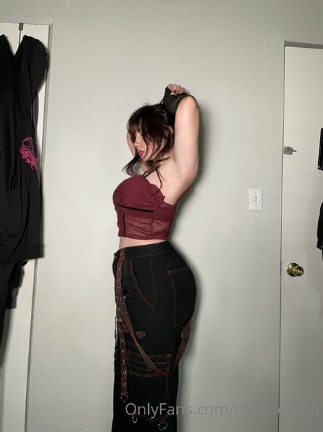 裸の女の子オンリーファンズ セックス 写真