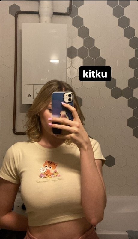 アナルファックオンリーファンズ 無料エロ 写真