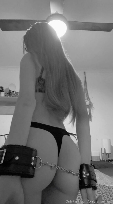 Onlyfanswmadi xxxスター 写真