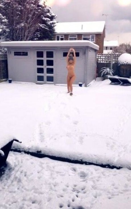 Megan Barton Hanson プロフィール写真