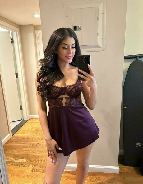 Sophia Leone ヌードスター 画像