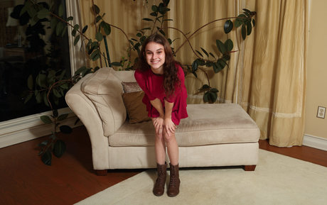 ブルネットのPOV オンリーファンズ 美しい 写真