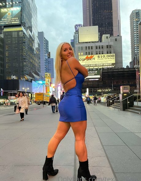 パイズリ オンリーファンズ セックス アーカイブ