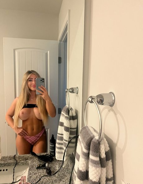 Little Buff Blondie セックススター 写真