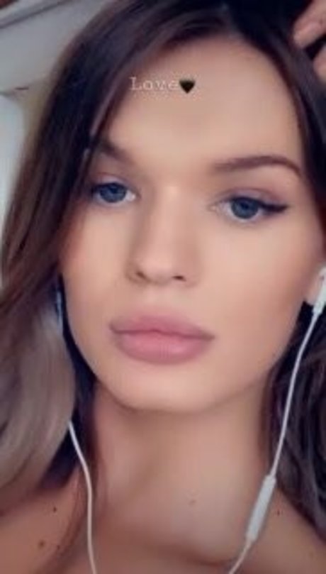 Naomi Anderson 最高のモデル 画像