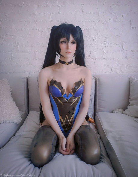 日本の熟女オンリーファンズ 無料裸 画像