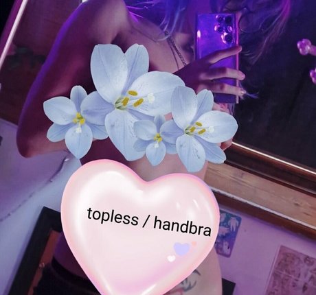 ジンジャーティーンオンリーファンズ 無料セックス 写真