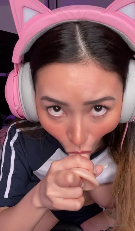 RaeLilBlack ポルノスター エロティック 画像