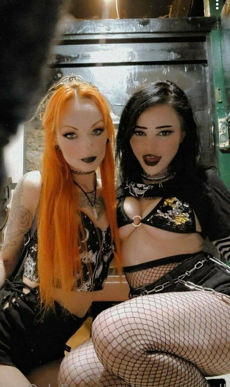 Spoiled kitty セックススター 写真