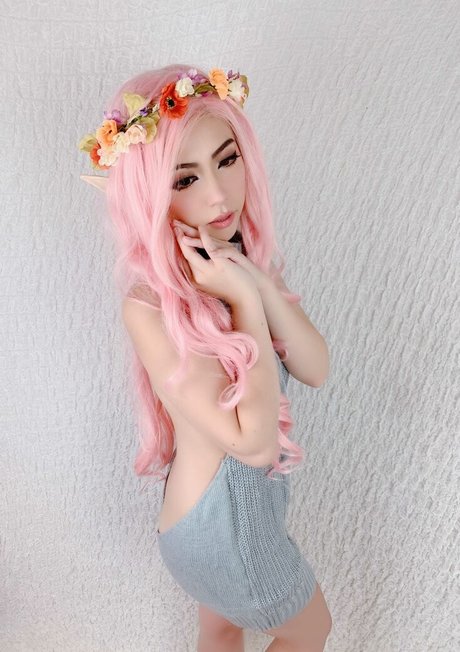 軍事オンリーファンズ ホット 画像