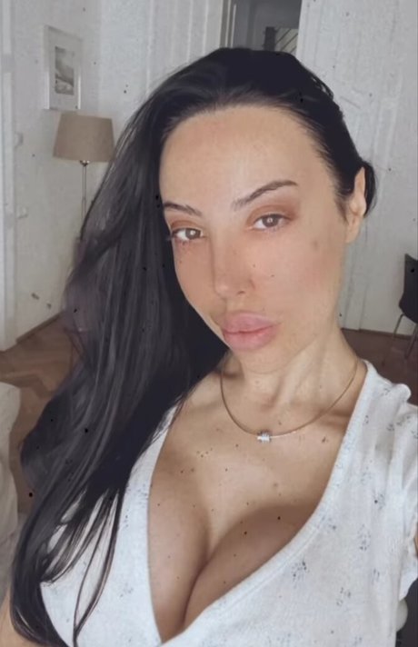 asmrマッサージオンリーファンズ アートポルノ 画像