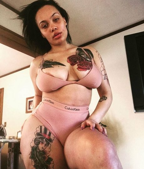 スムーズなオンリーファンズ アートxxx 写真