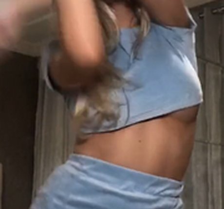 milenaagoms セクシー女優 写真