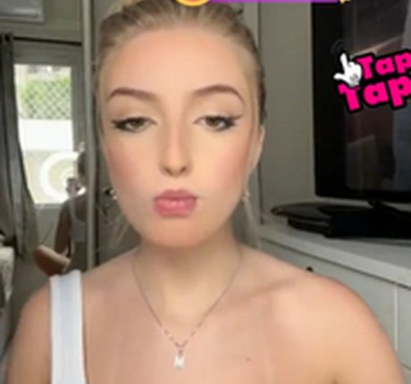 milenaagoms セクシーモデル 写真