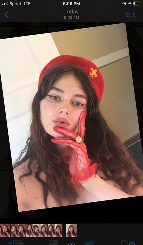 ゲイディルドオンリーファンズ アート裸 ギャラリー