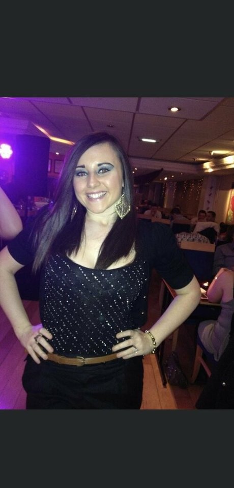 nadinetilley ヌードスター 画像